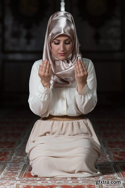 Stock Photos - Muslim girls, 25xJPG