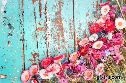 Flowers & wood background 14x JPEG