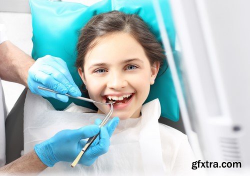 Children at the dentist