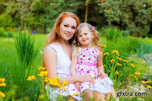 Stock Photos - Mother with baby, 25xJPG