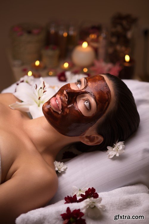 Chocolate mask on the face