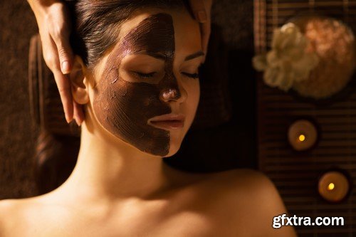 Chocolate mask on the face