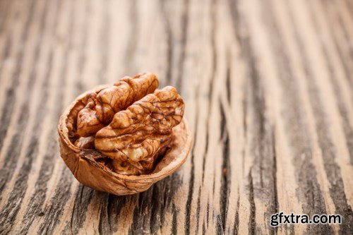 Walnuts - 13x UHQ JPEG