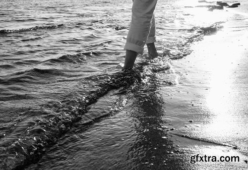 ollection of people\'s feet in the water landscape sea vacation beach sand trace 25 HQ Jpeg