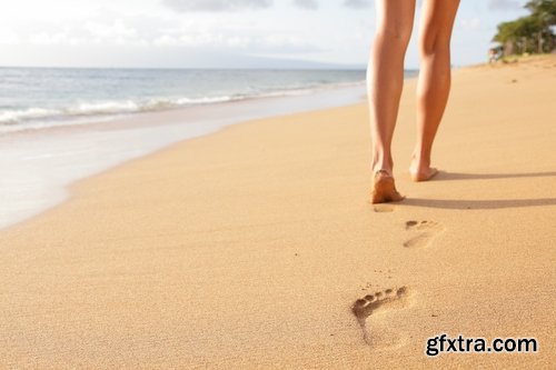 ollection of people\'s feet in the water landscape sea vacation beach sand trace 25 HQ Jpeg