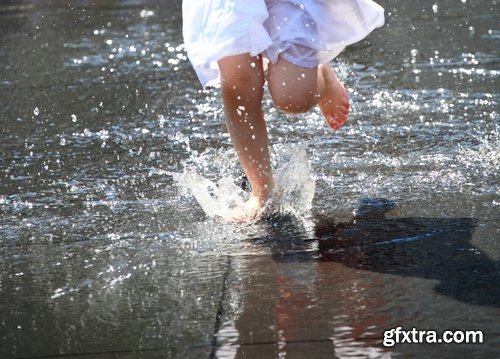 ollection of people\'s feet in the water landscape sea vacation beach sand trace 25 HQ Jpeg