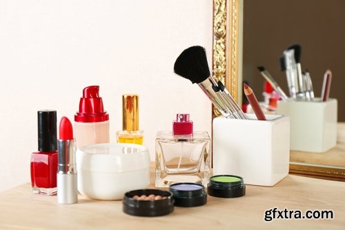 Collection of interior dresser dressing table mirror girl doing makeup 25 HQ Jpeg