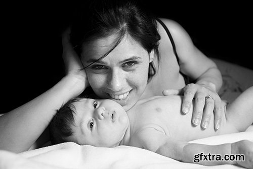 Amazing SS - Happy Mother and Baby, 24 UHQ JPG