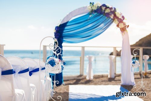 Wedding arch