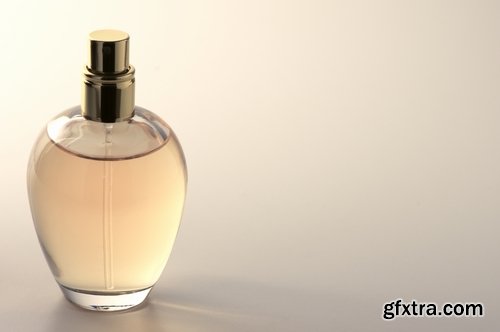 Collection of luxury women's perfume perfumes scent bottle 25 HQ Jpeg