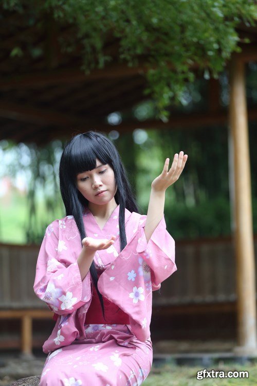 Japanese woman, 15 x UHQ JPEG