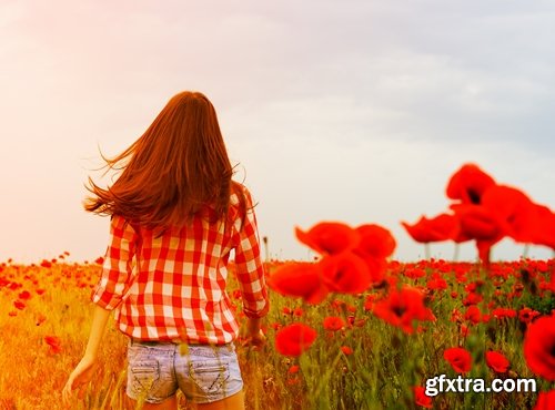 Collection girl woman walks on the poppy wildflower walk vacation sunset silhouette 25 HQ Jpeg