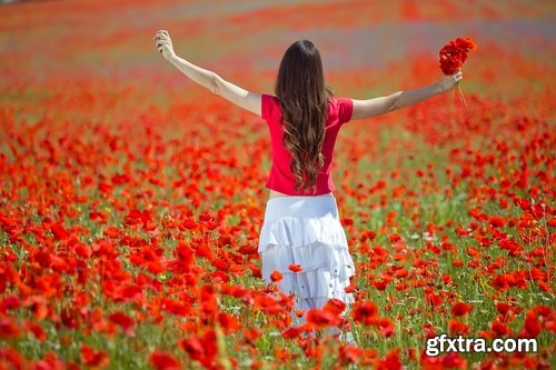 Collection girl woman walks on the poppy wildflower walk vacation sunset silhouette 25 HQ Jpeg