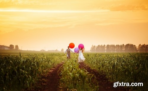 Collection girl woman walks on the poppy wildflower walk vacation sunset silhouette 25 HQ Jpeg