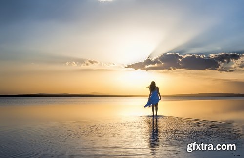 Collection girl woman dancing on the water sea stranded beach dress 25 HQ Jpeg