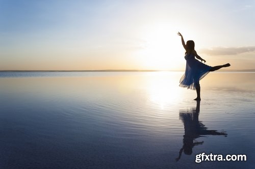 Collection girl woman dancing on the water sea stranded beach dress 25 HQ Jpeg