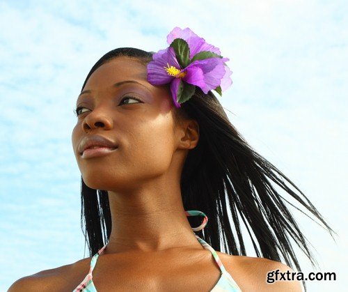 Flower in the women's hair