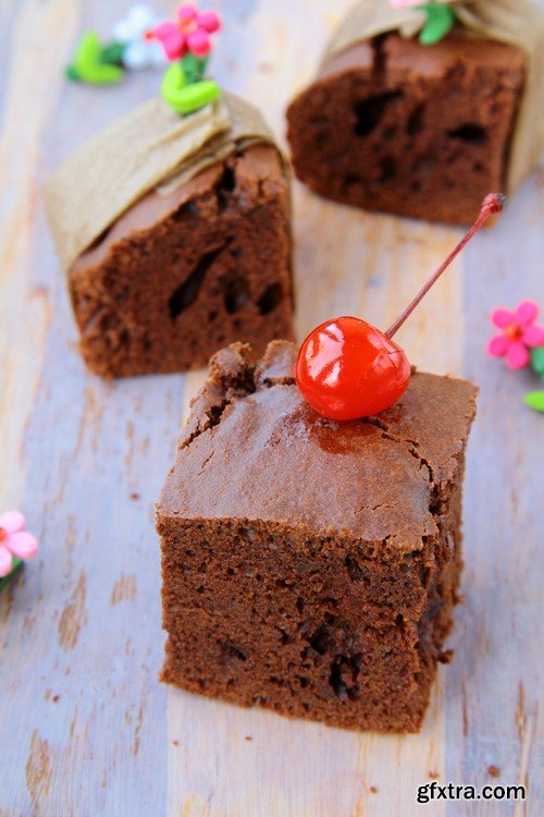 Chocolate cherry cake