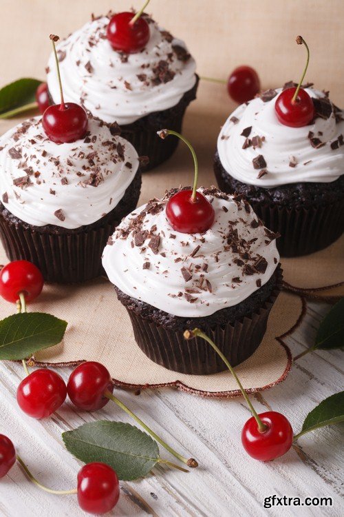 Chocolate cherry cake