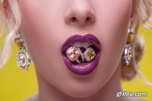 Jewelry in the lips