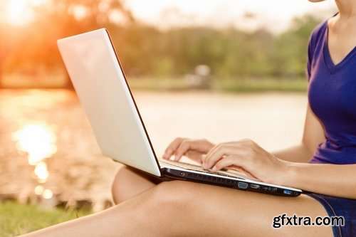 Collection of girl with a laptop computer woman 25 HQ Jpeg