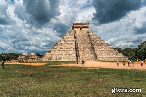 Mayan pyramids, 20 x UHQ JPEG