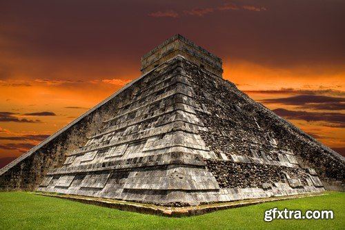 Mayan pyramids, 20 x UHQ JPEG