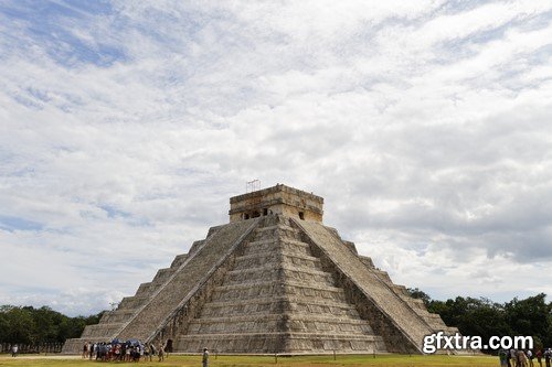 Mayan pyramids, 20 x UHQ JPEG