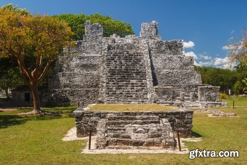 Mayan pyramids, 20 x UHQ JPEG