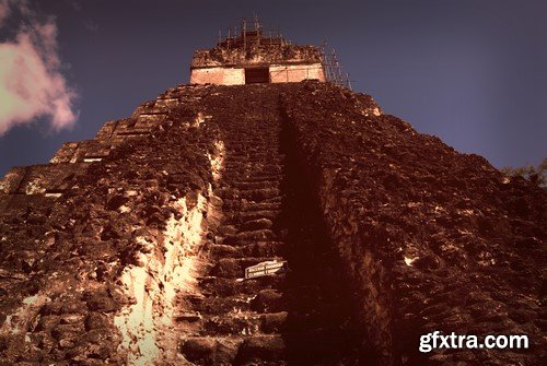 Mayan pyramids, 20 x UHQ JPEG