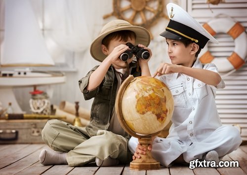 Collection of child tourists travel little friends 25 HQ Jpeg