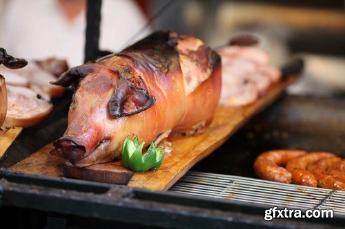 Roast pig