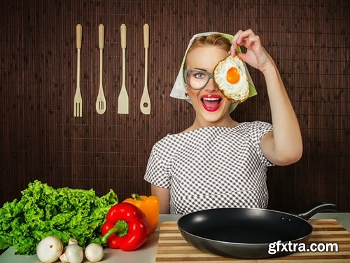 Collection chef girl woman with a frying pan 25 HQ Jpeg