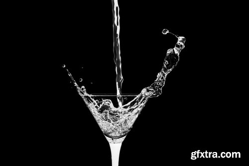 Collection of cocktail glass with a drink splashing 25 HQ Jpeg