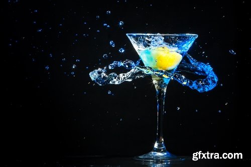 Collection of cocktail glass with a drink splashing 25 HQ Jpeg