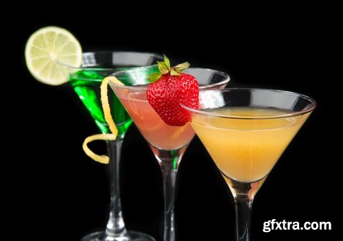 Collection of cocktail glass with a drink splashing 25 HQ Jpeg