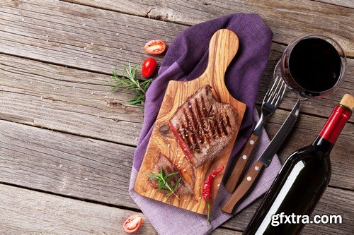 Fried meat with pepper