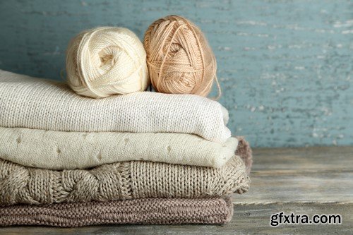 Cozy Craft Clothes - 15x JPEGs