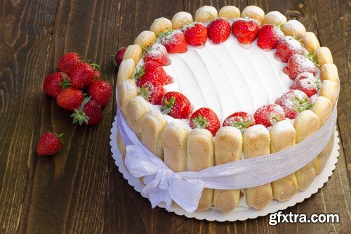 Strawberry cake