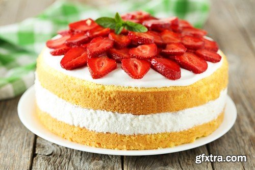 Strawberry cake