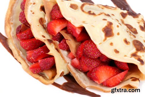 Pancakes with strawberries