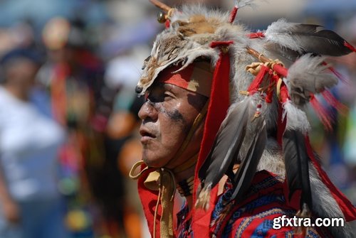 Collection of American Indian Native War Paint face feathers on his head 25 HQ Jpeg