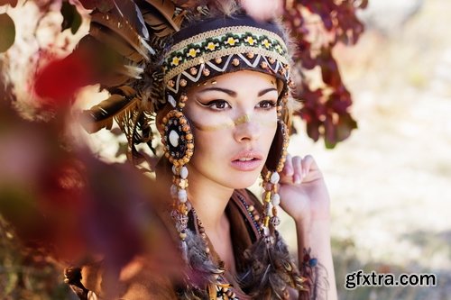 Collection of American Indian girl woman with feathers on the head 25 HQ Jpeg