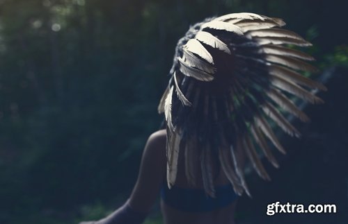 Collection of American Indian girl woman with feathers on the head 25 HQ Jpeg