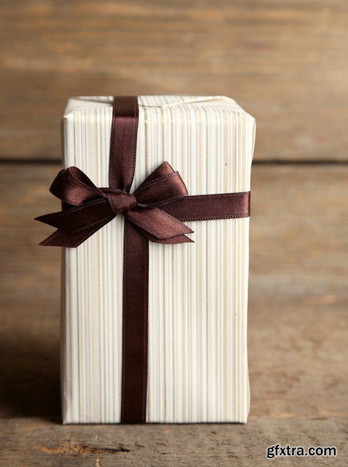 Gift box on a wooden background 13X JPEG