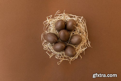 Chocolate egg