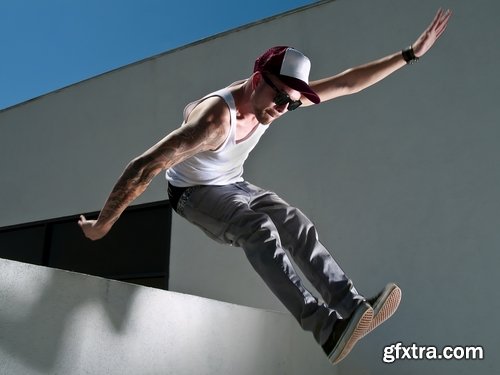 Collection parkour jump to overcome obstacles in the city stunt 25 HQ Jpeg