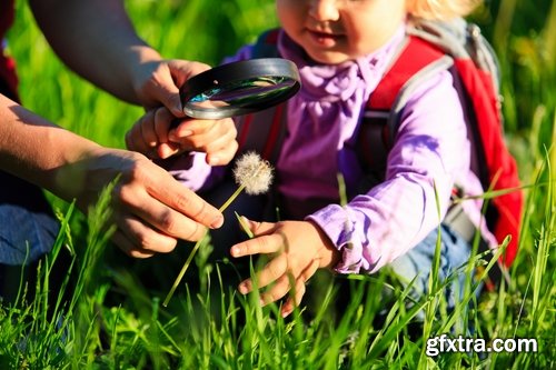 Collection of parents with children on holiday vacation journey kid mom dad 25 HQ Jpeg