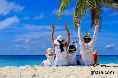 Collection of parents with children on holiday vacation journey kid mom dad 25 HQ Jpeg