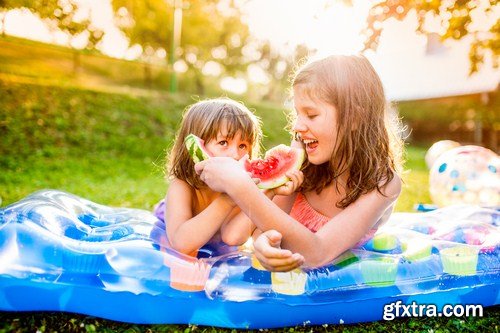 Children in the garden 6X JPEG